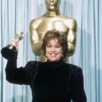 Kathy Bates shocked she forgot this moment in her 1991 Oscars speech