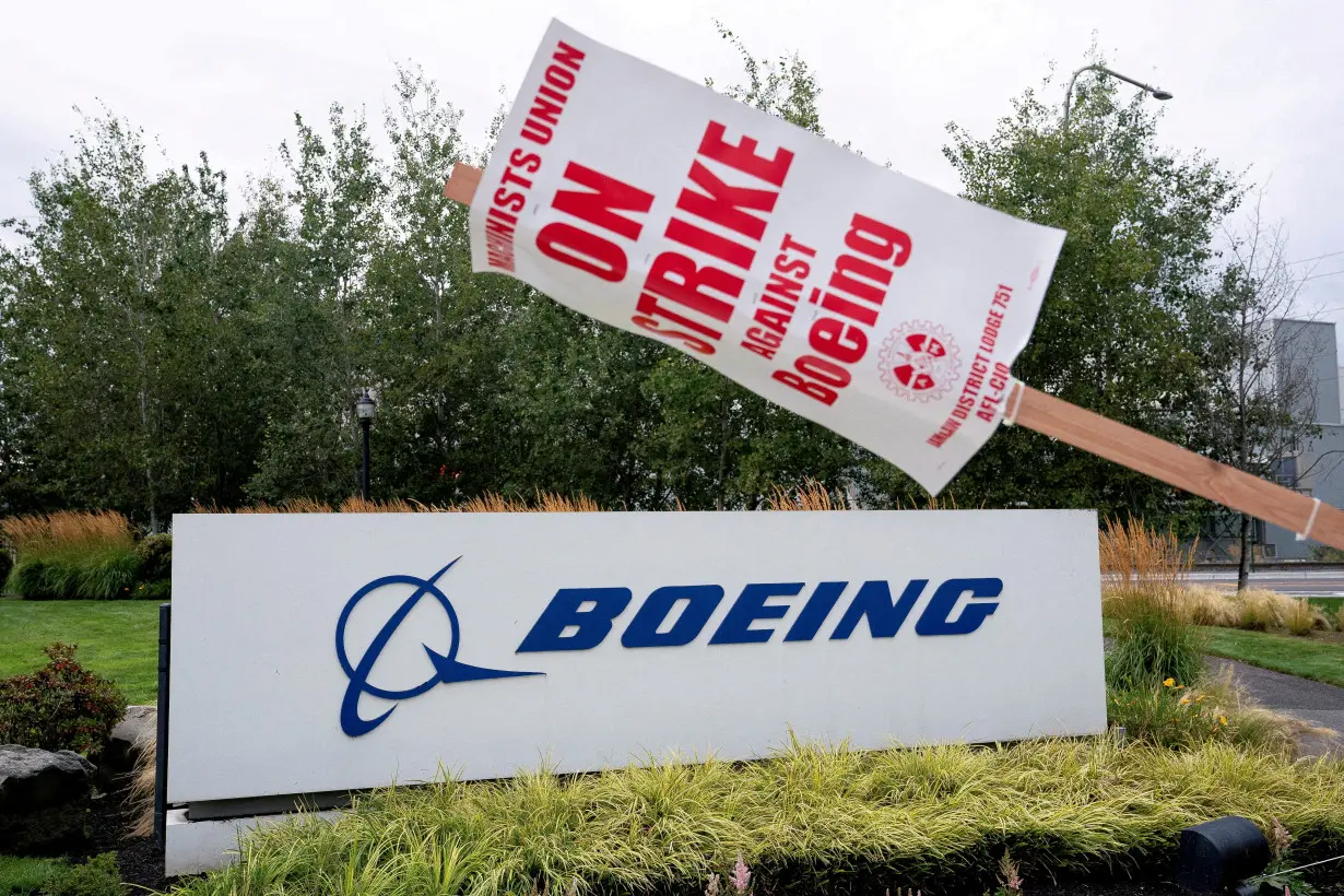 FILE PHOTO: Boeing's Washington state factory strike in Renton