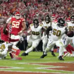 Patrick Mahomes throws for 331 yards, Derek Carr hurt as Chiefs shut down Saints for 26-13 victory