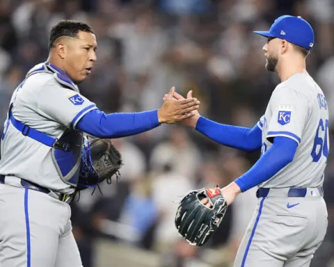 Perez's homer off Rodón sparks 4-run 4th inning and Royals beat Yankees 4-2 in Game 2 to tie ALDS