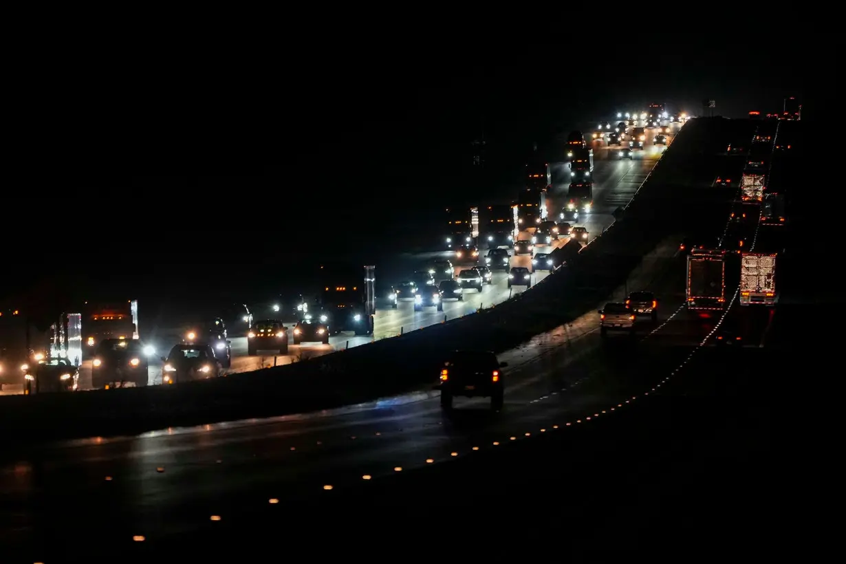 Heavy traffic flows northbound on Interstate-75 as people evacuate the Tampa Bay area late October 7 ahead of Hurricane Milton's arrival.