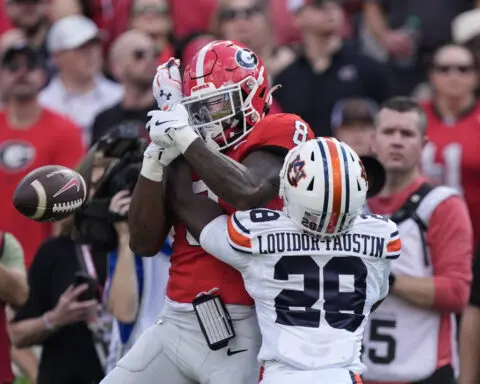 Georgia WR Colbie Young arrested on charges of battery and assault on an unborn child