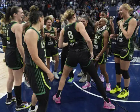 Lynx return to finals with 88-77 win over Sun in Game 5 behind Collier's 27 points, 11 rebounds