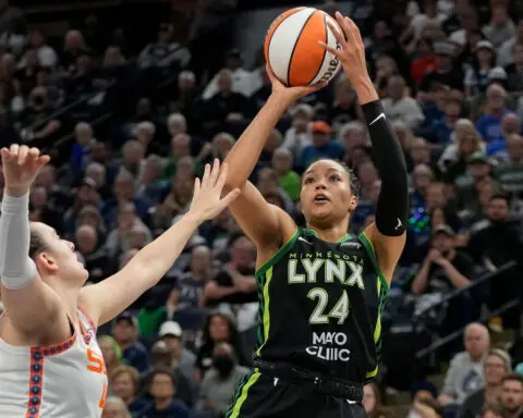 Minnesota Lynx defeat Connecticut Sun to book record seventh WNBA Finals appearance