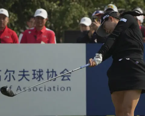 Sei Young Kim cards 10-under 62 to lead LPGA event in China after first round