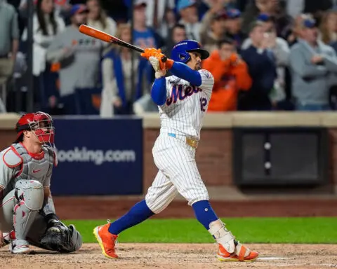 Francisco Lindor hits grand slam to send New York Mets to NLCS for first time since 2015