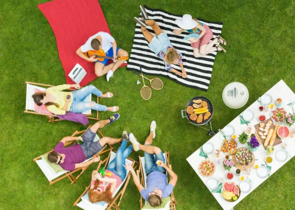 5 simple tips to ensure your outdoor party goes off without a hitch