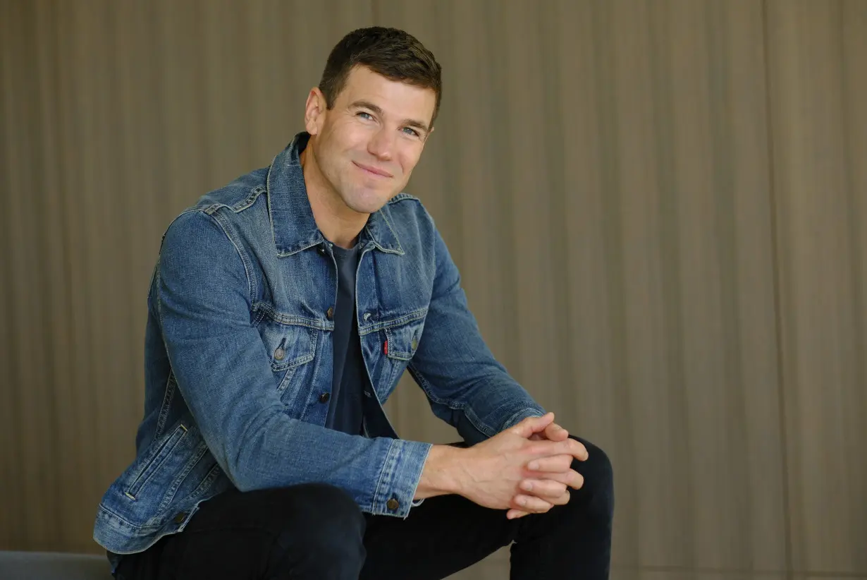 Austin Stowell Portrait Session