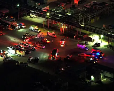 Chemical leak at Houston-area plant kills 2 workers and injures several others, prompting city-wide shelter-in-place