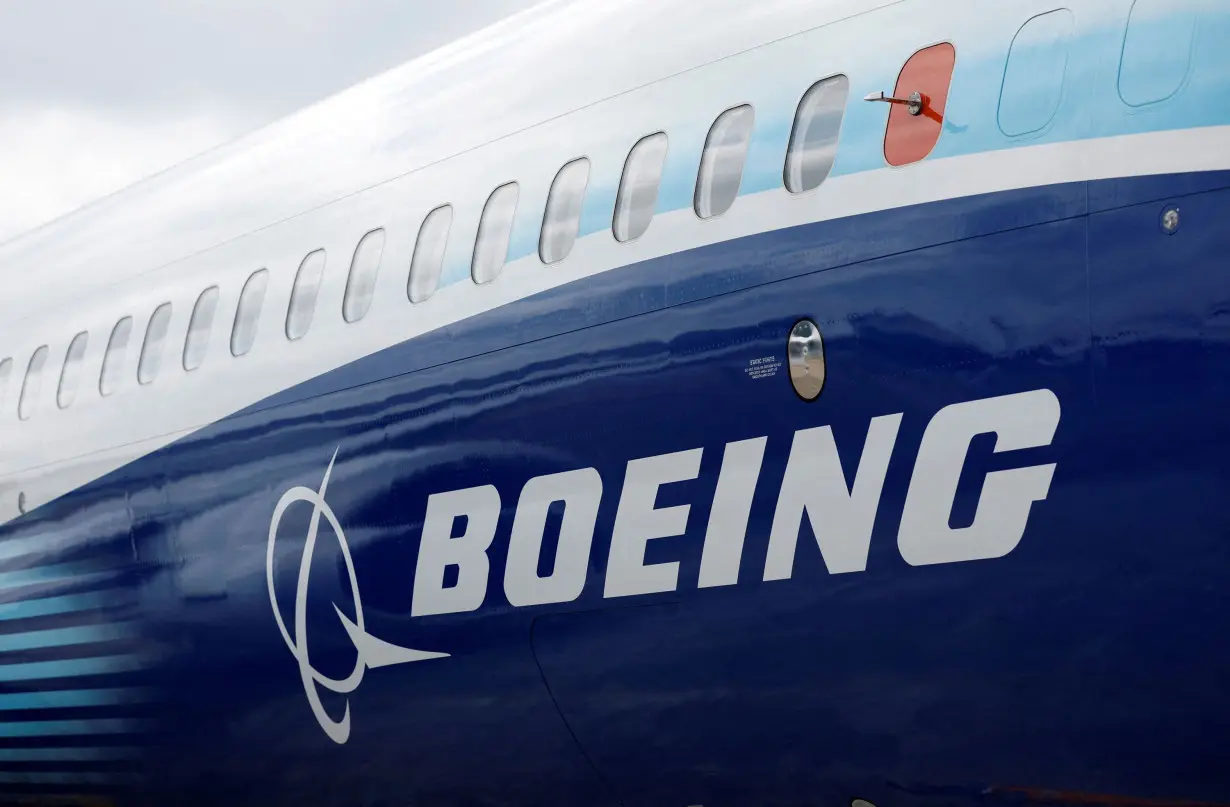 Boeing to lay off roughly 10% of its workforce