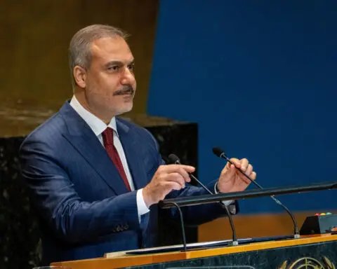 Turkish Foreign Minister to visit Greece to discuss bilateral issues