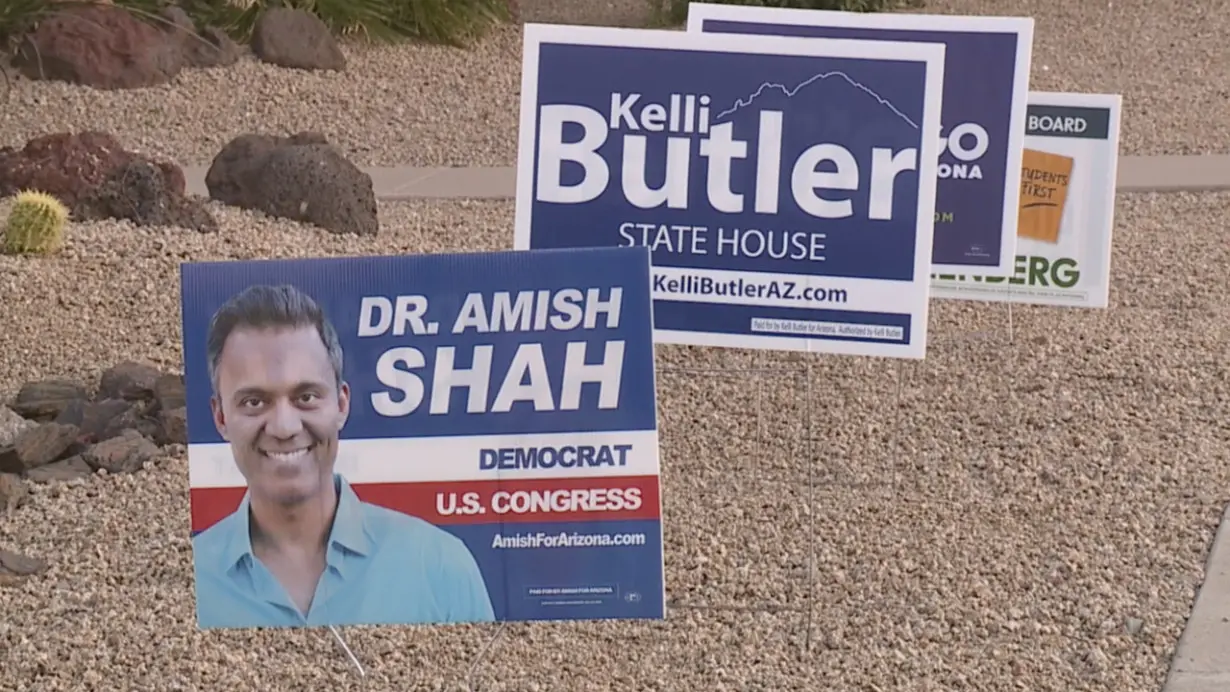 Campaign signs reported stolen in north Phoenix neighborhood