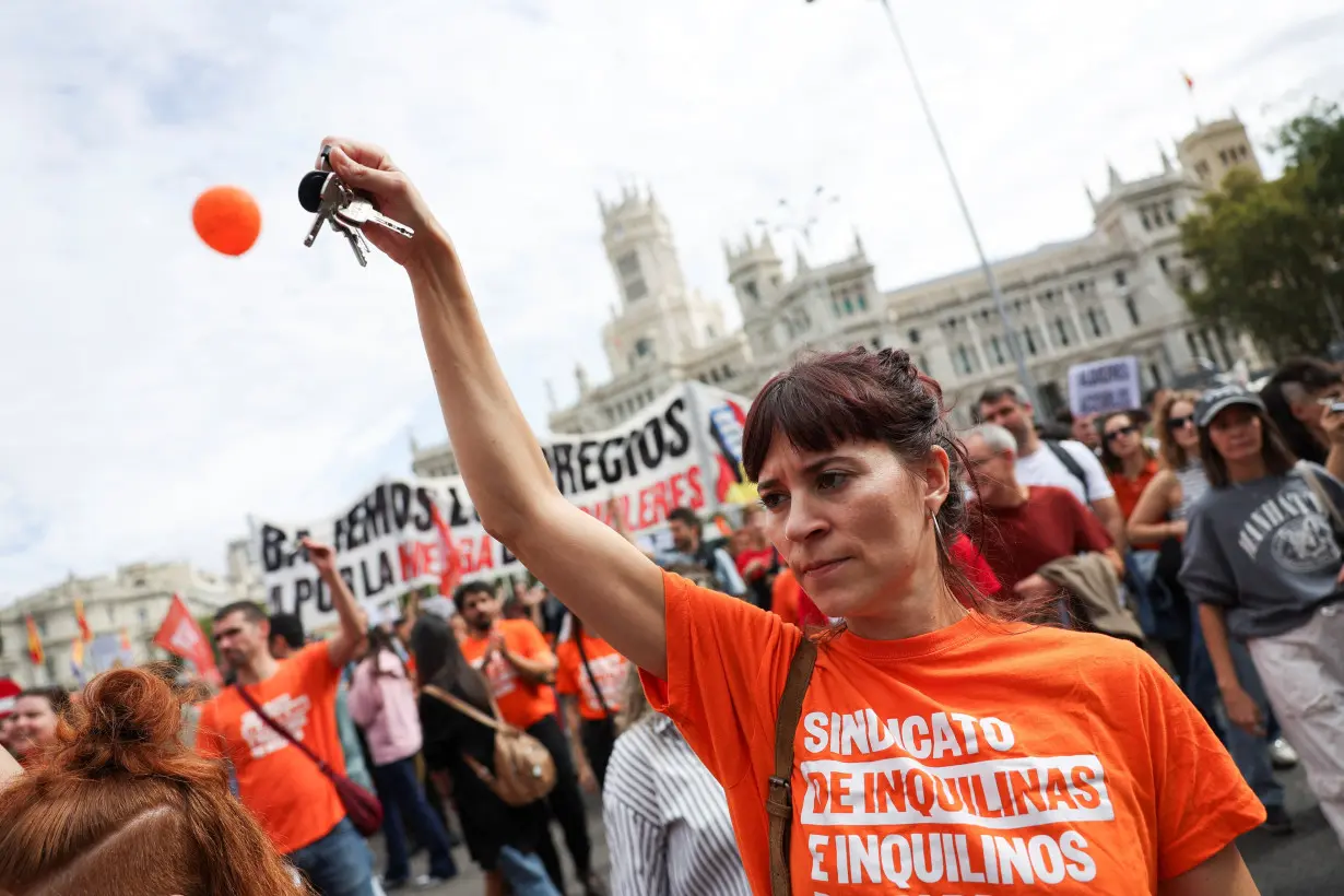 Protest to denounce the housing crisis in Madrid