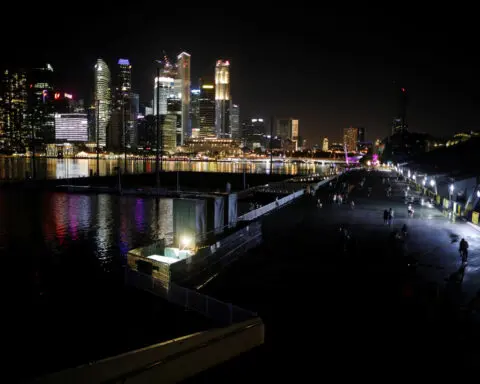 Singapore Q3 GDP up 4.1% y/y, preliminary data shows