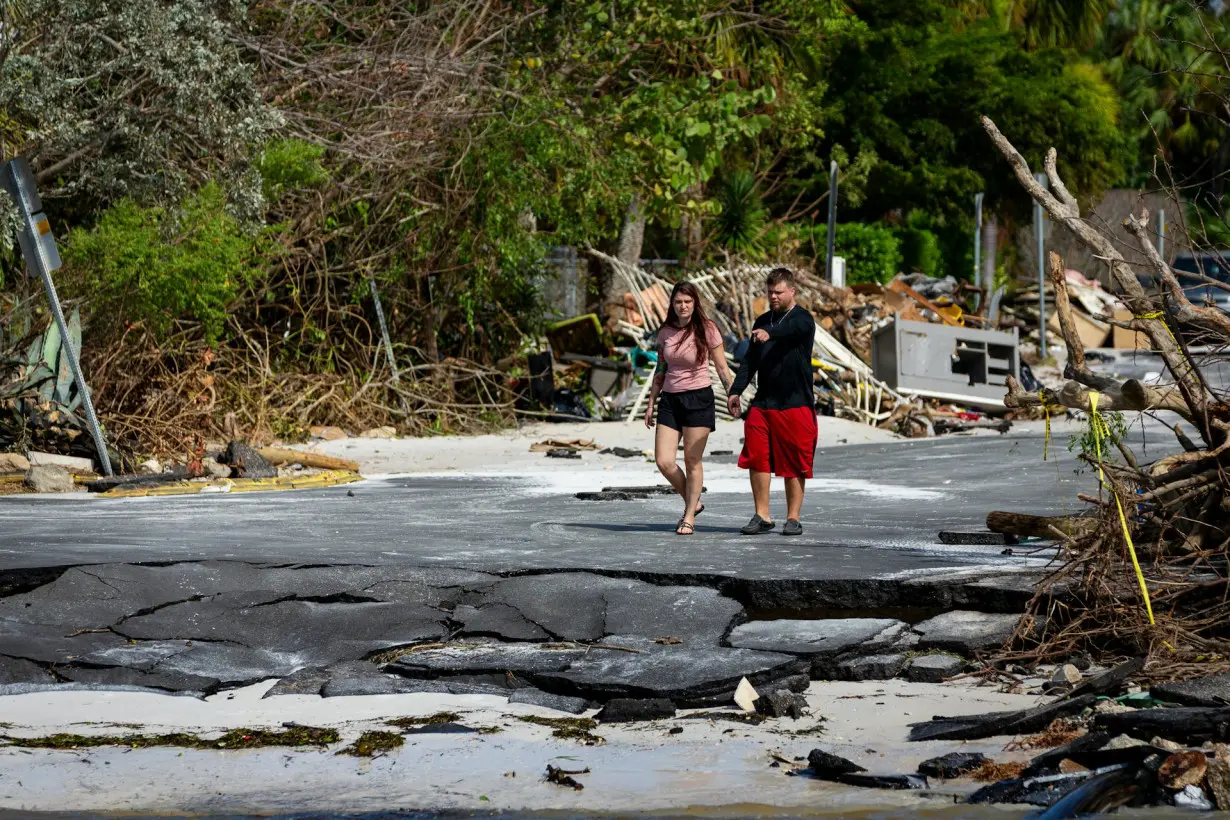 A devastating hurricane doesn’t dramatically change how people vote – but in a close election, it can matter