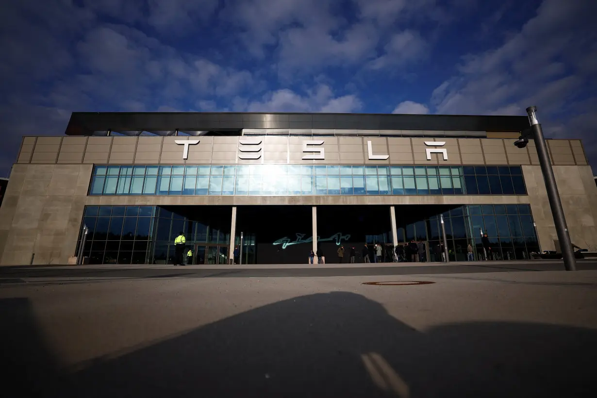 FILE PHOTO: Tesla's Gigafactory in Gruenheide