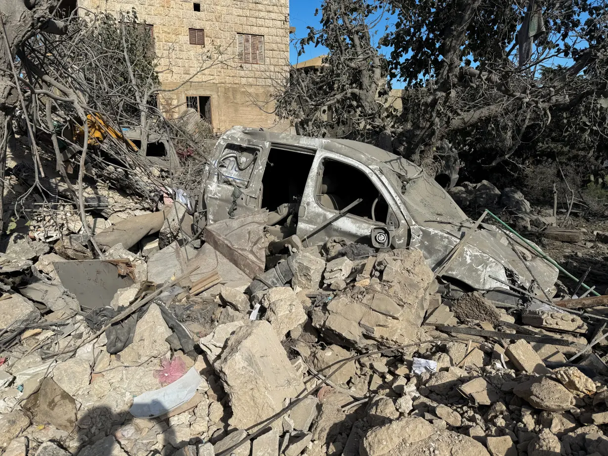 Aftermath of an Israeli air strike in Aitou