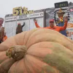 Pumpkin weighing 2,471 pounds wins California contest