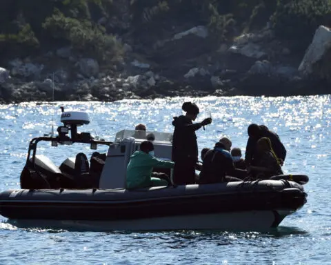 4 people die in a migrant boat accident off a Greek island