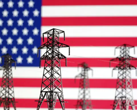 US closes $861 million loan guarantee for solar, energy storage in Puerto Rico