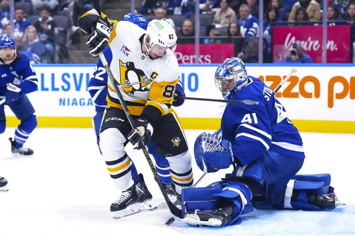 Penguins Maple Leafs Hockey