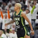 Ionescu's 3-pointer with 1 second left gives Liberty 80-77 win over Lynx and 2-1 lead in WNBA Finals