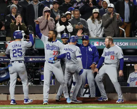 Los Angeles Dodgers take 2-1 NLCS lead after dominant Game 3 shutout of the New York Mets