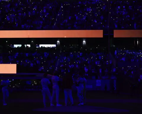 Hit the lights: Mets outfit Citi Field for electric light shows