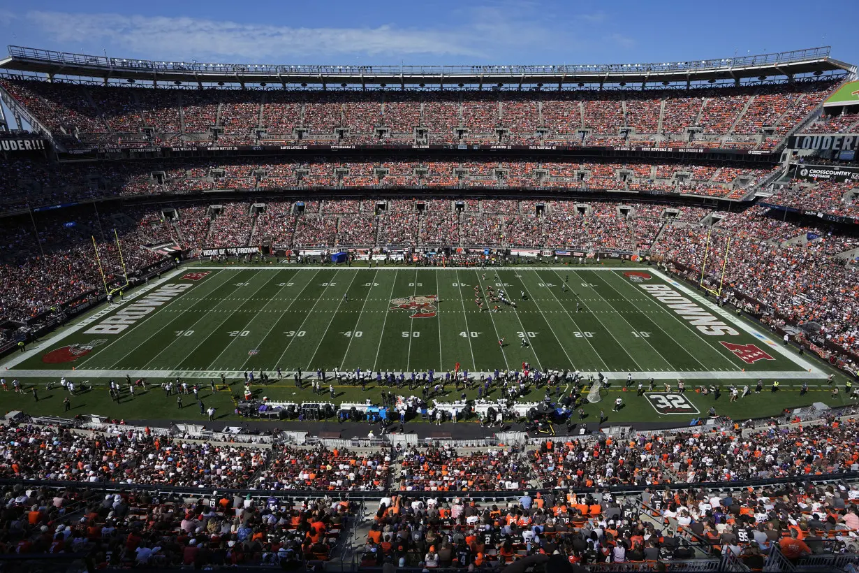 Browns-Stadium Football