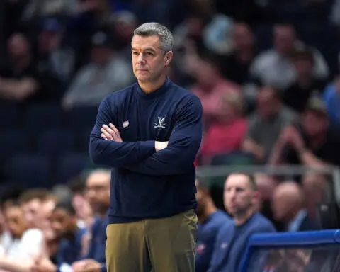 University of Virginia announces sudden retirement of basketball coach Tony Bennett