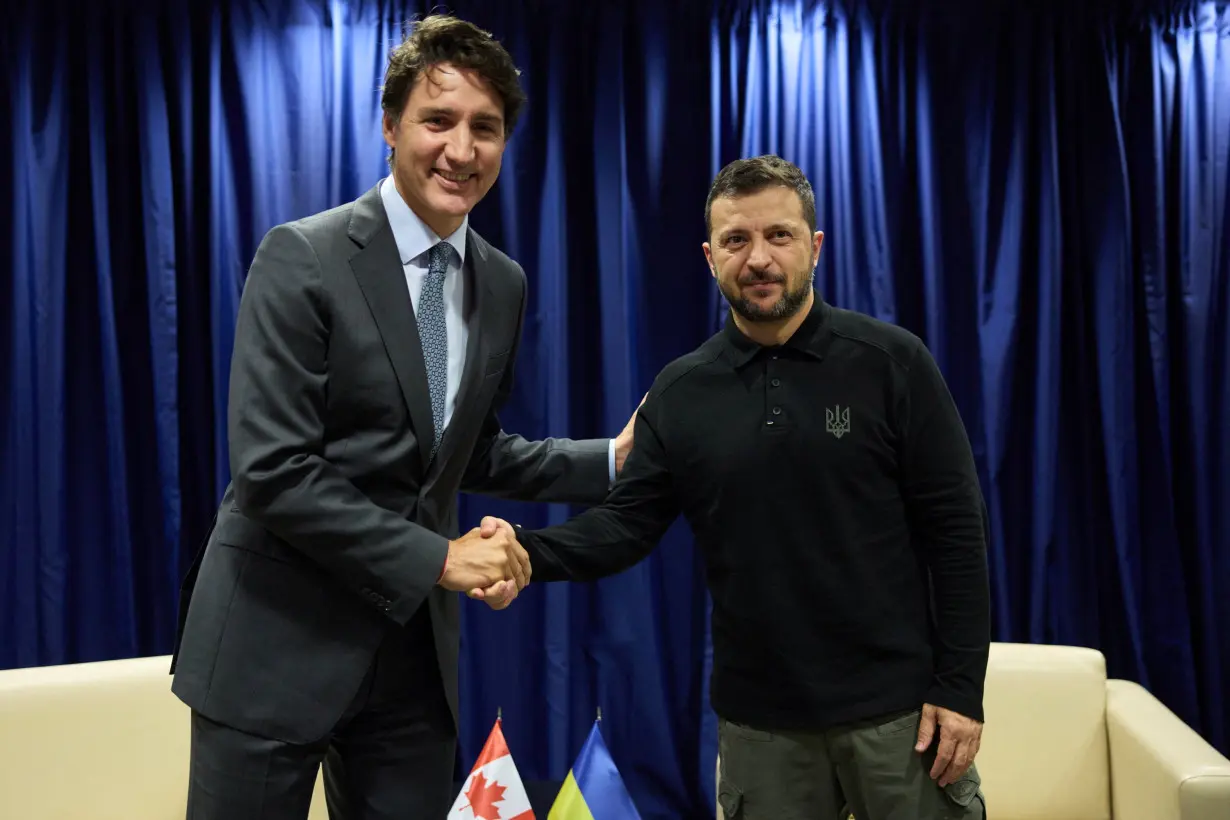 Ukraine's President Zelenskiy and PM of Canada Trudeau attend a meeting in New York