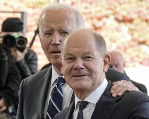 Biden urges Western allies to keep aiding Ukraine during meeting with Europe leaders before election