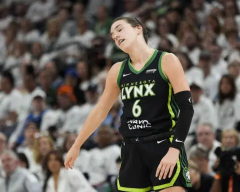 Lynx force Game 5 of WNBA Finals on Carleton's free throws to beat Liberty 82-80