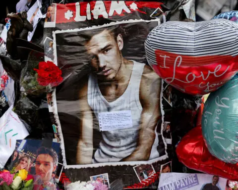 Liam Payne fans gather in great crowds to pay tribute in London’s Hyde Park