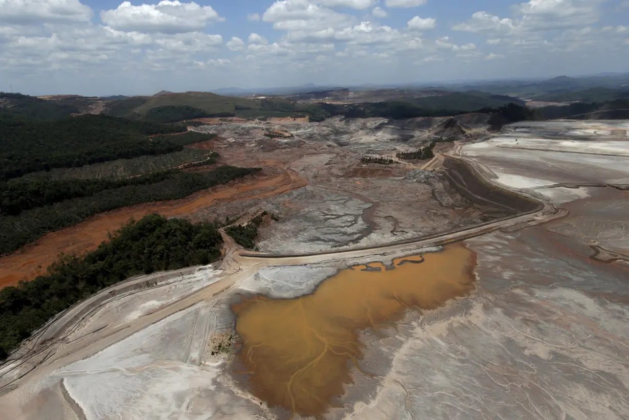 FILE PHOTO: View from above of a dam owned by Vale SA and BHP Billiton Ltd that burst in Mariana