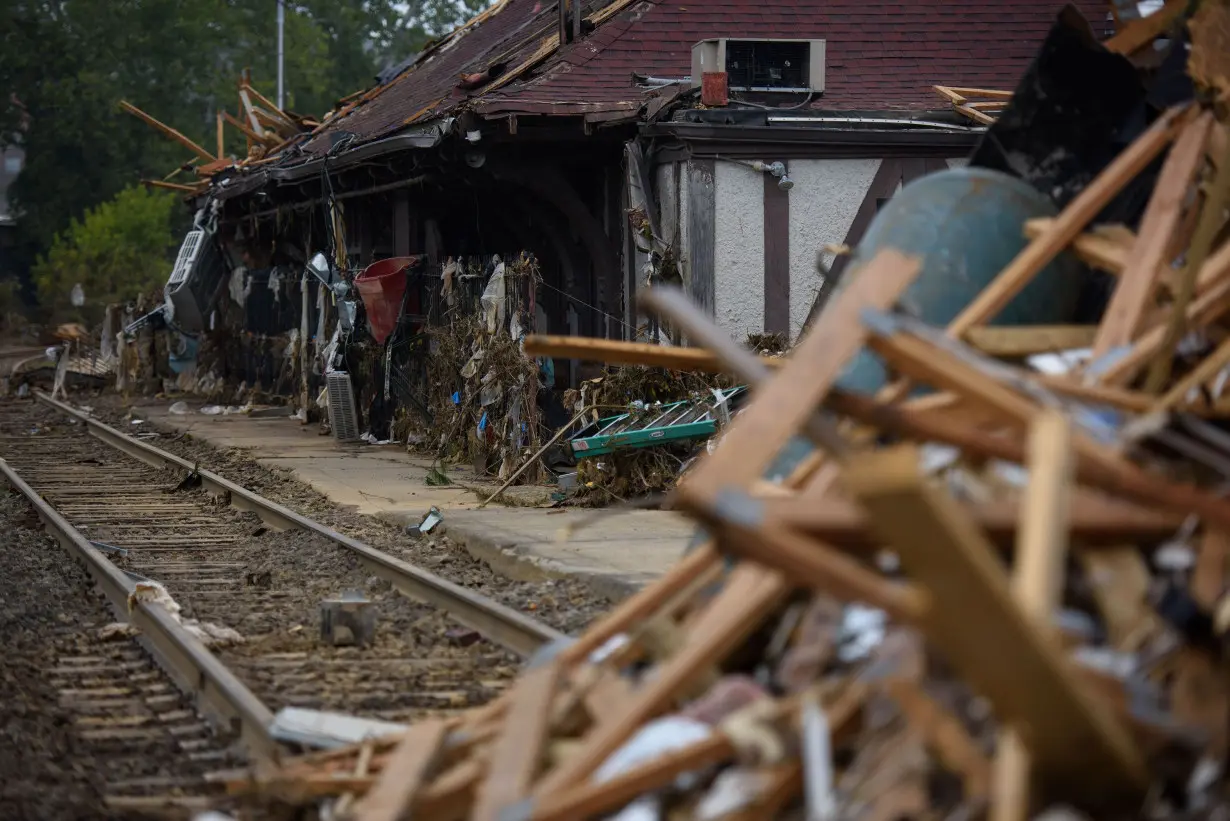 Newly jobless storm survivors would exhaust aid sooner without this federal backstop