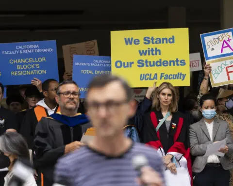 New campus protest rules spur an outcry from college faculty