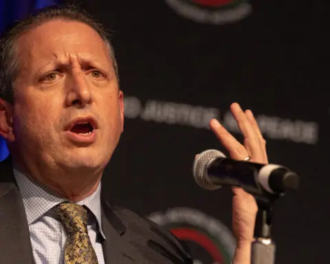 NYC comptroller Lander to end private market fossil fuel investments