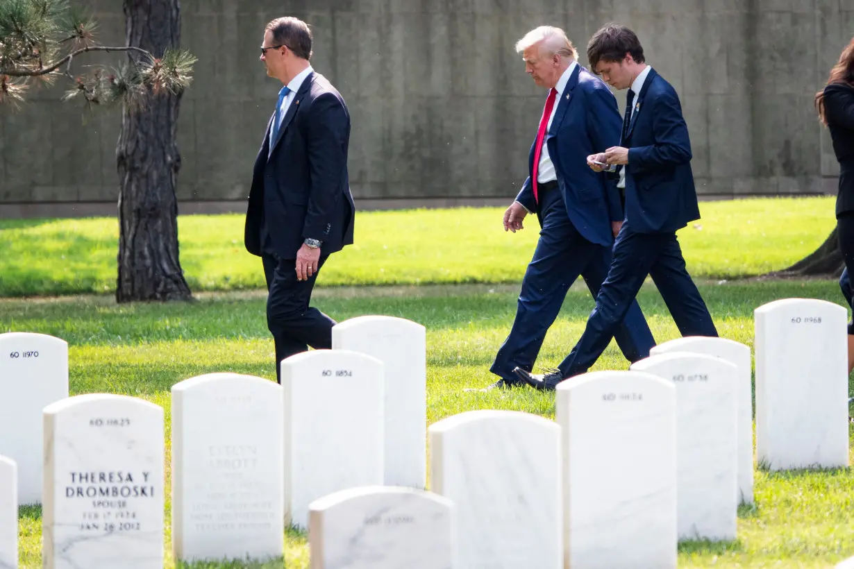 Judge orders US Army to release records on Trump's controversial Arlington Cemetery visit