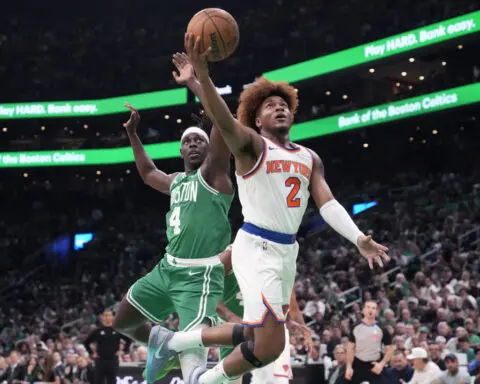 Tatum, Celtics celebrate Banner 18 by making record-tying 29 3-pointers and crushing Knicks 132-109