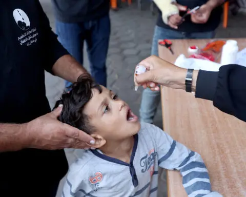 North Gaza polio campaign postponed due to violence, says WHO