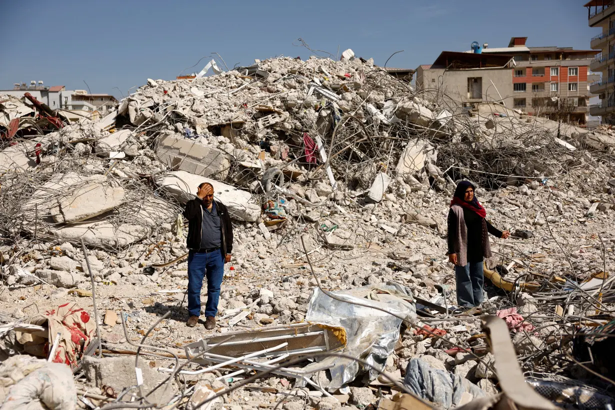 FILE PHOTO: Survivors in the aftermath of the deadly earthquake in Nurdagi