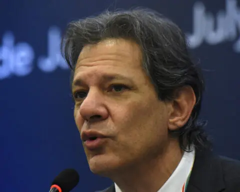 Brazil's Haddad says measures for fiscal rules sustainability to be discussed with Lula