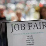 US weekly jobless claims unexpectedly fall