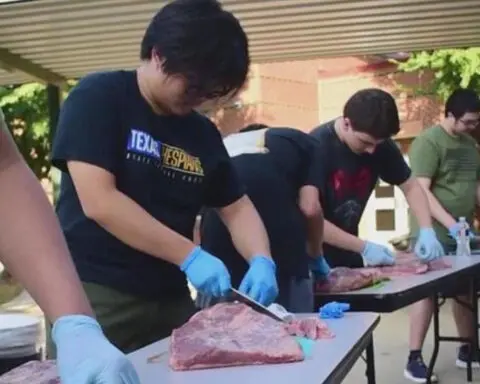 Texas high school competition BBQ team aims to win a state title