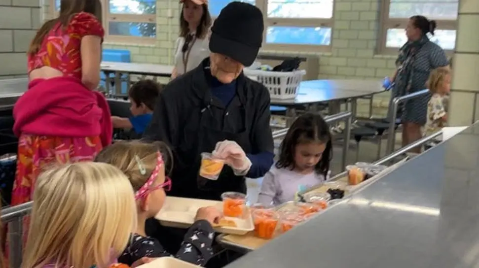 Denver lunch lady has been serving up kindness with meals for nearly half a century