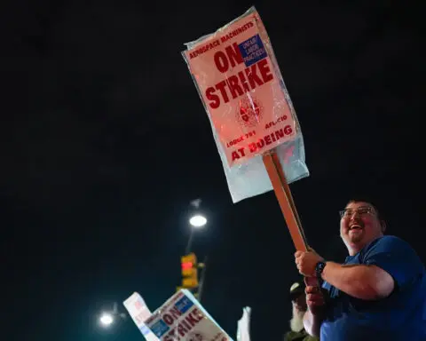 Vote to continue strike exposes Boeing workers' anger over lost pensions