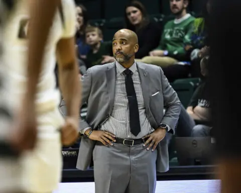 USF men's basketball coach Amir Abdur-Rahim dies at 43