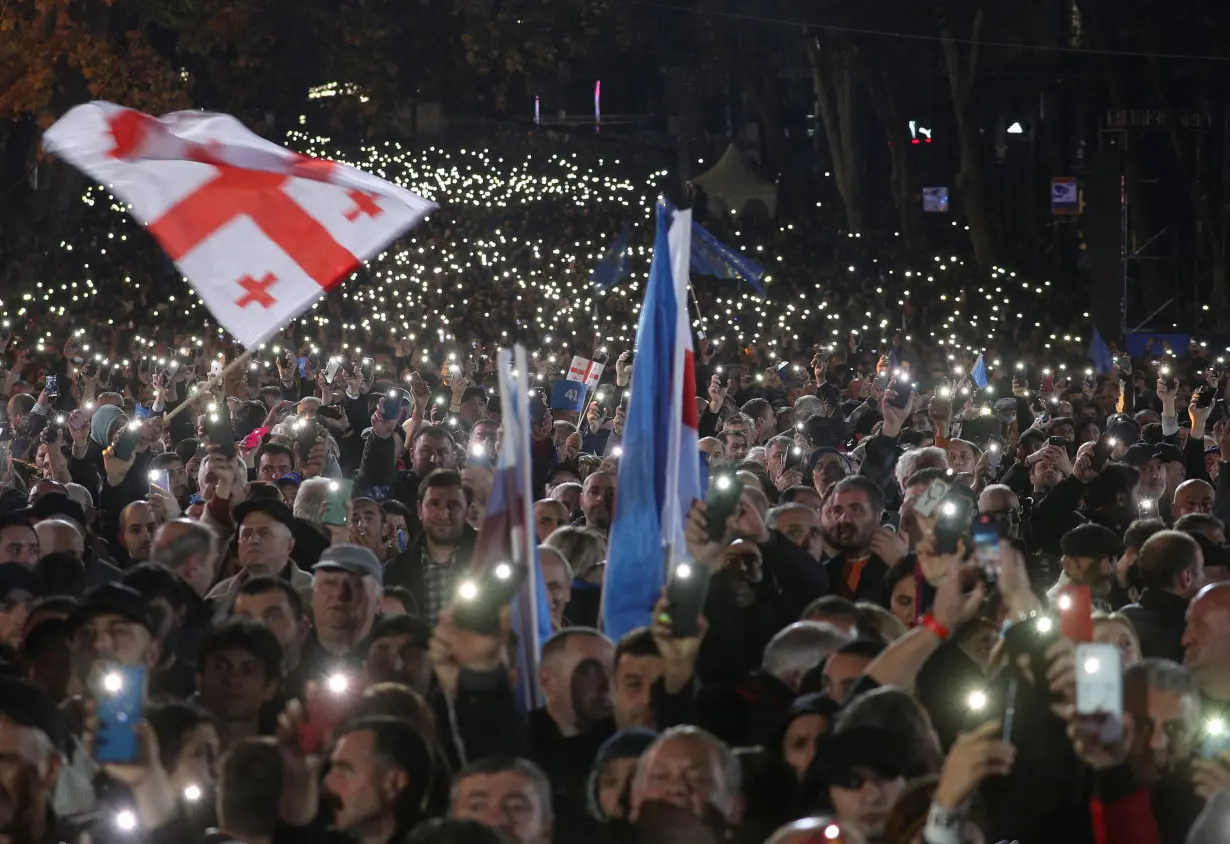 Georgian ruling party stages final rally before general election