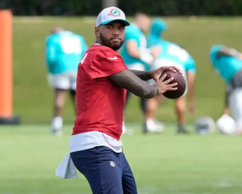 Miami Dolphins quarterback Tua Tagovailoa cleared to return and will play Sunday against Arizona Cardinals